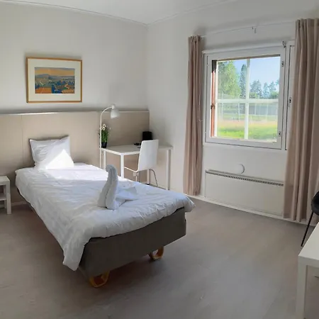 Lakeside Ravintola Hotel *